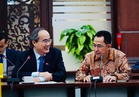 Đoàn lãnh đạo TP.HCM thăm, làm việc tại Indonesia và Singapore
