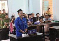 Vì sao cựu thiếu úy công an tạt axit vợ chỉ nhận án 6 năm tù?