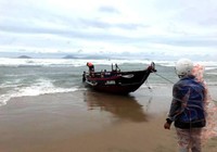 Con trai 15 tuổi tử vong, tìm thấy thi thể người cha trên biển
