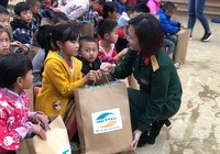 Gian hàng '0 đồng' mang hơi ấm lên vùng cao Si Ma Cai