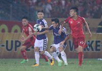 CLB Hà Nội và Hải Phòng lãnh hậu quả vì pháo sáng