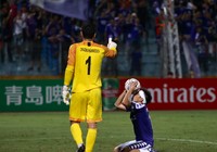 Thầy Park loại Văn Quyết, gọi Văn Hậu, Trọng Hoàng để làm gì?