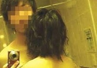 Xử lý thế nào khi bị dọa tung ảnh nóng?