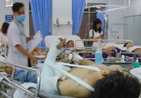 Không nhiều tai nạn trong đêm đi 'bão' mừng chiến thắng