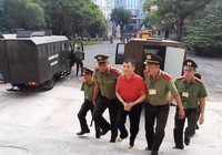 Xử nhóm sắm vũ khí, âm mưu lật đổ chính quyền