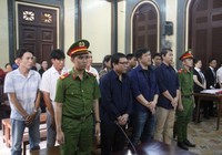 Vụ logo xe vua: Tòa quyết truy ra hàng chục CSGT nhận hối lộ