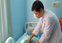 Bất ngờ vỡ động mạch chủ bụng trên xe đi đám cưới đầu năm