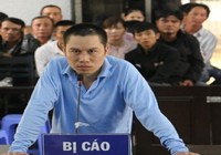 Lãnh án vì cầm dao đến quán cà phê chém người