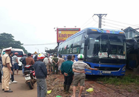 Va chạm xe khách, 2 người tử vong tại chỗ