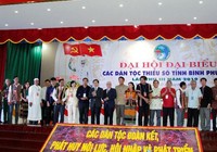Chung tay giúp đồng bào dân tộc thiểu số ngày càng phát triển.