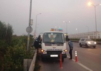 Đã lắp camera, tháo cọc tiêu trên đường dẫn cao tốc