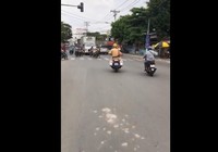 Mô tô CSGT chết máy khi rượt đuổi ô tô ‘điên’