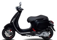 Vespa Sprint Carbon 2018, phiên bản màu đen cá tính