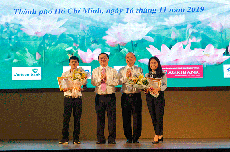 Trao giải cuộc thi Tìm hiểu lịch sử Đảng Cộng sản Việt Nam