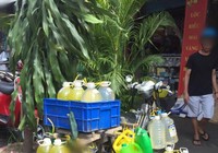 Hiểm họa từ nước rửa chén không nhãn mác