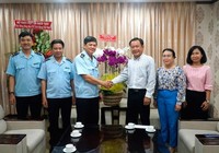Cục Hải quan TP.HCM chúc mừng Pháp Luật TP.HCM nhân ngày 21-6