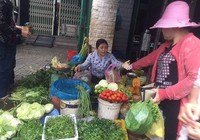 Làm gì để tránh ngộ độc thực phẩm mùa mưa lũ?