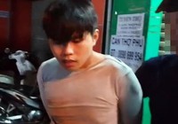 Trong 3 giờ gây 2 vụ cướp giật ở tiệm vàng