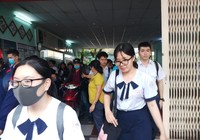 Thiếu mã đề thi, thí sinh làm bài chậm hơn đến 30 phút