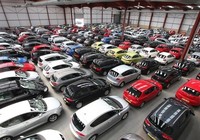 Chỉ 200 triệu đồng có mua được ô tô?