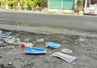 Dịch COVID-19: Bộ Y tế đề nghị phạt nếu vứt khẩu trang bừa bãi