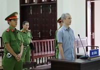 Cựu viện phó nhận hối lộ lãnh 5 năm tù