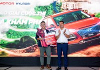 Nam thanh niên Hà Nội trúng giải xe Hyundai Kona 750 triệu