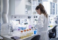 Công việc tìm thuốc trị và vaccine ngừa COVID-19 đang tới đâu?