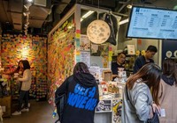 Hong Kong: Các ‘cửa hàng màu vàng’ tìm cách né luật an ninh