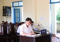 Cựu chủ tịch xã đề nghị đổi KSV, triệu tập giám định viên