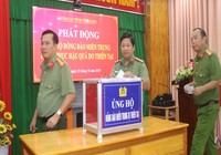 Công an Vĩnh Long và Đồng Tháp góp hơn 1 tỉ gửi miền Trung