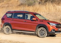 Mục sở thị kho phụ tùng “khủng” của Suzuki