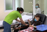 Ấm lòng hoạt động tiếp sức người bệnh ung thư tại BV Chợ Rẫy