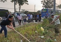 500 người cùng dọn rác ngày giáp tết ở quốc lộ 22