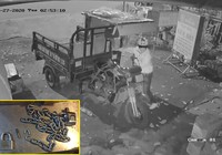 2 kẻ trộm cắt khoá lấy cắp xe ba gác trong đêm
