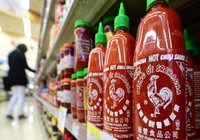 Vì sao tương ớt Sriracha của triệu phú gốc Việt bị thu hồi?