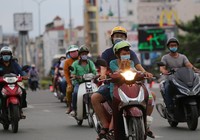Người dùng gặp khó khi mua phải xe máy không có công tắc đèn