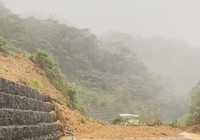Đóng đường Nha Trang- Đà Lạt do sạt lở ở đèo Khánh Lê