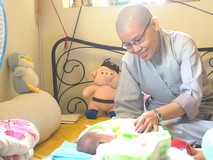 Mái ấm xanh của những bà mẹ đơn thân