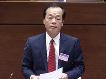 Bộ trưởng Bộ Xây dựng trả lời chất vấn