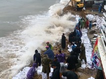Quảng Ngãi, Bình Định, Phú Yên trước giờ bão...