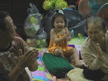 Không khí chung kết SEA Games 30 tại xóm 'nghèo...