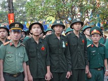 Video: Hơn 4.000 tân binh TP.HCM lên...