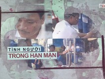 Nghĩa tình sẻ chia cơn khát trong mùa hạn...