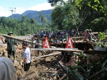 Người may mắn thoát chết kể lại giây phút...