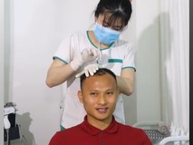 Trọng Hoàng có 'nghề mới' giống Rooney