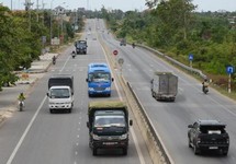 Giờ làm việc của tài xế ô tô được quy định thế nào?