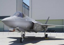 Cuộc đua tìm kiếm xác tiêm kích F-35 ở Thái Bình Dương