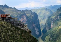 Vụ Mã Pì Lèng: Lẽ nào quan chức vì hám lợi mà dùng dằng