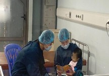 Ghép gan thành công cho em bé nhỏ tuổi, nhẹ cân nhất Việt Nam